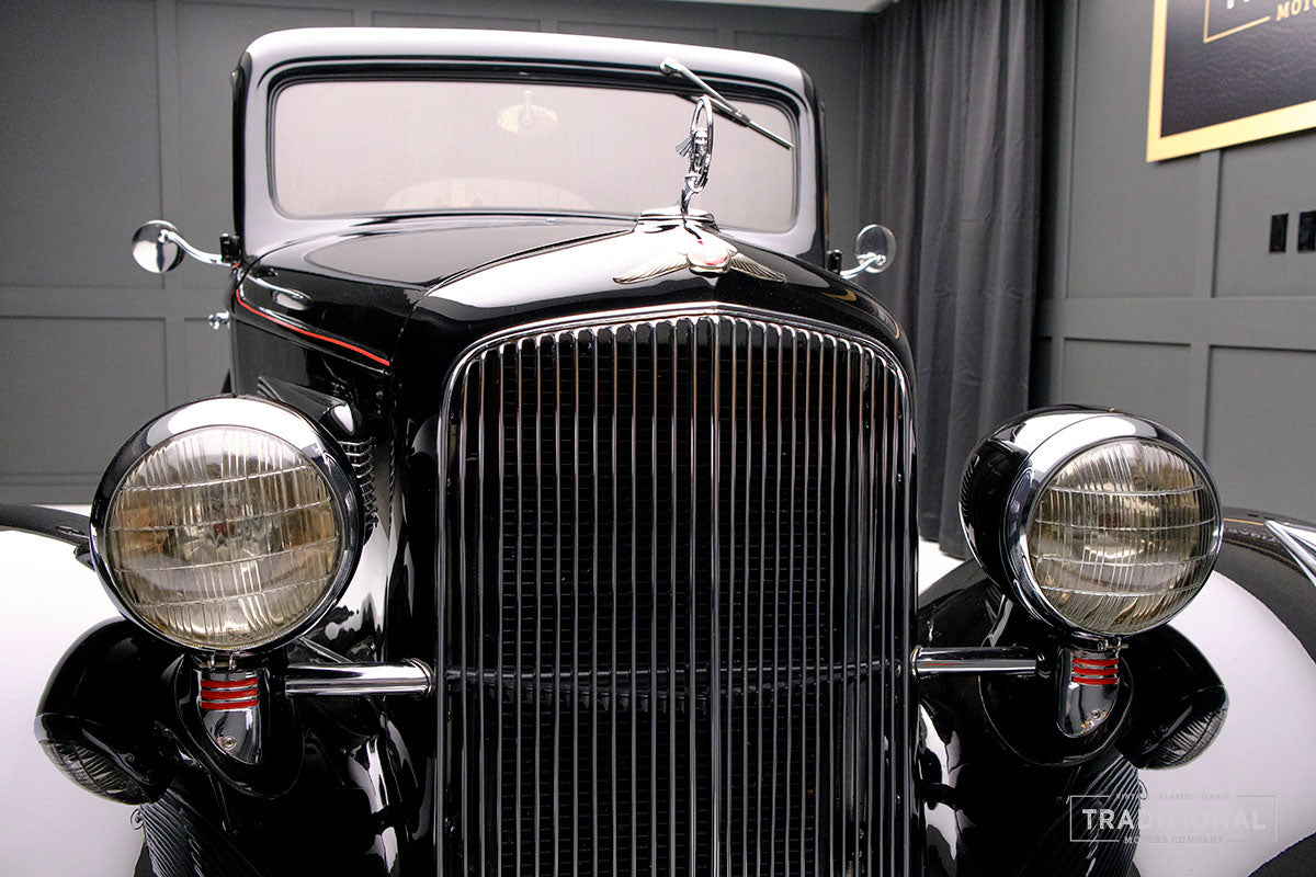 1934 Pontiac Eight
