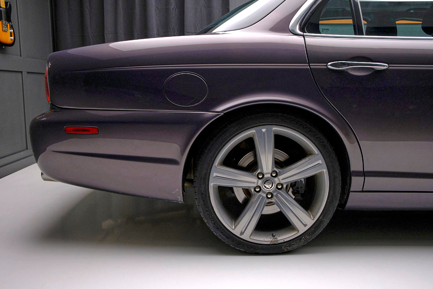 Load image into Gallery viewer, 2008 Jaguar XJ-R