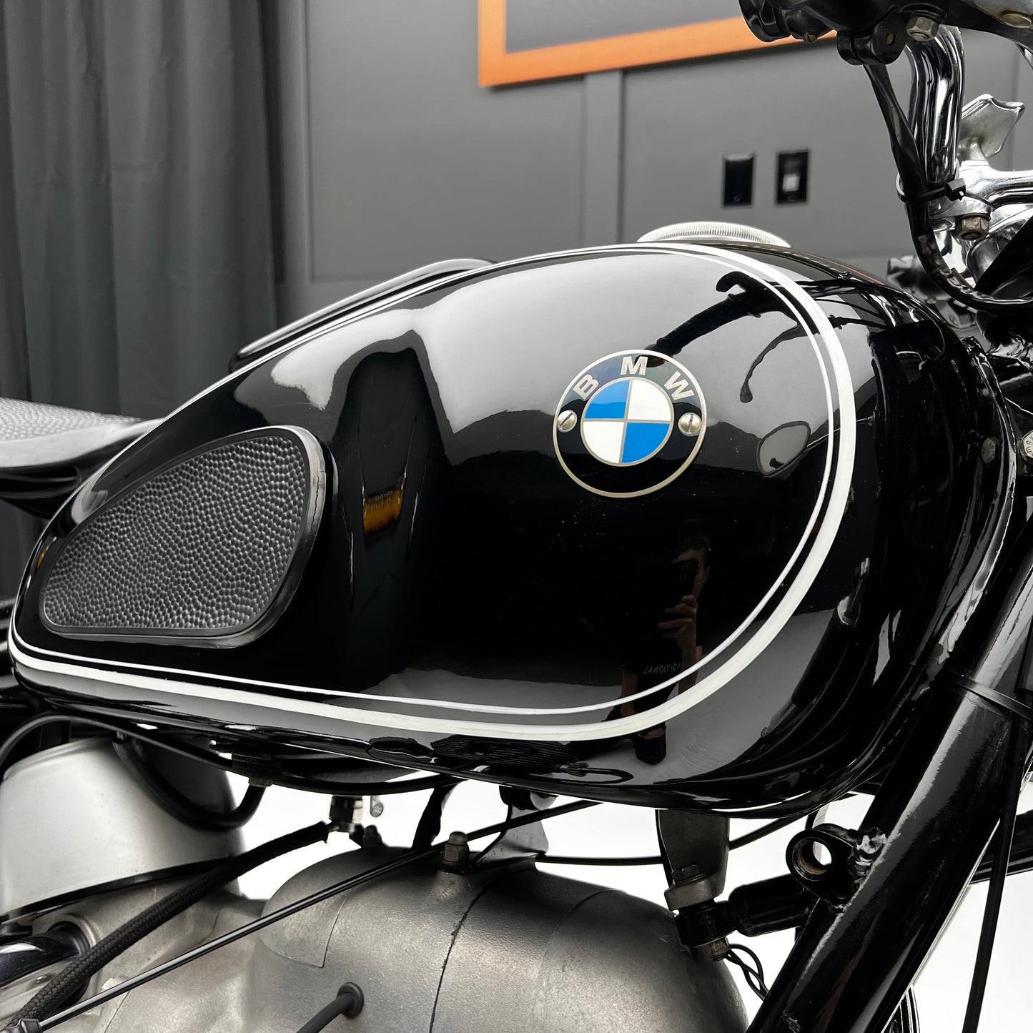 BMW タンクエンブレム R69S 【公式通販】 BMW タンクエンブレム R69S 【公式通販】