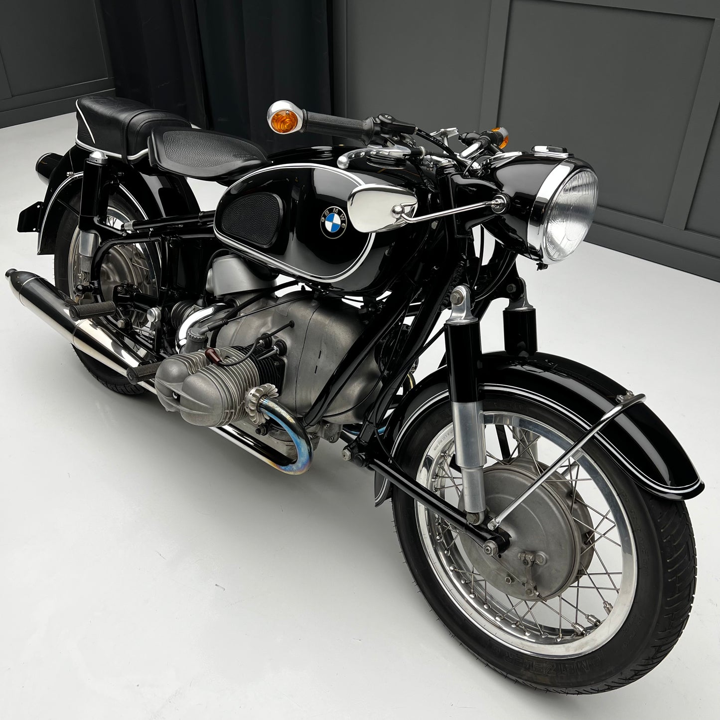 1969 BMW R69S